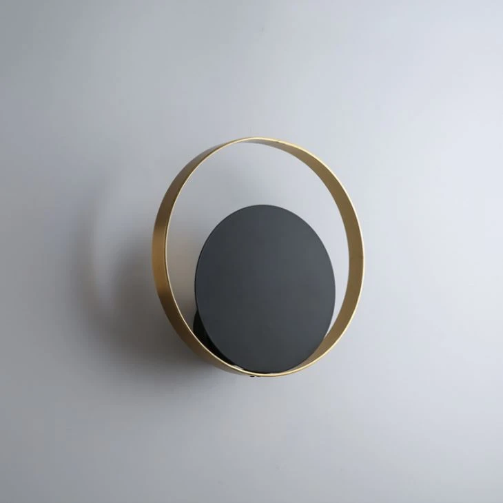 Nordic Creativity Modern Iron Round Wall Lamp